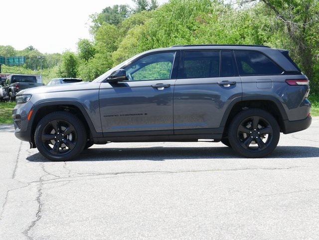 used 2023 Jeep Grand Cherokee car, priced at $34,000