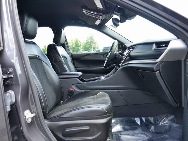 used 2023 Jeep Grand Cherokee car, priced at $34,000