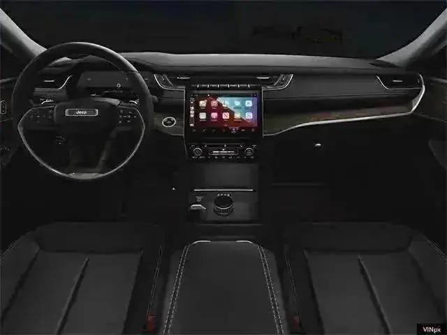 new 2025 Jeep Grand Cherokee car, priced at $48,921