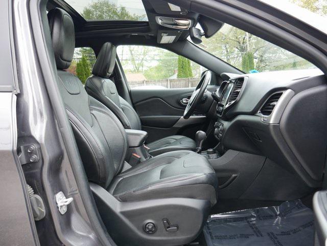used 2020 Jeep Cherokee car, priced at $20,189