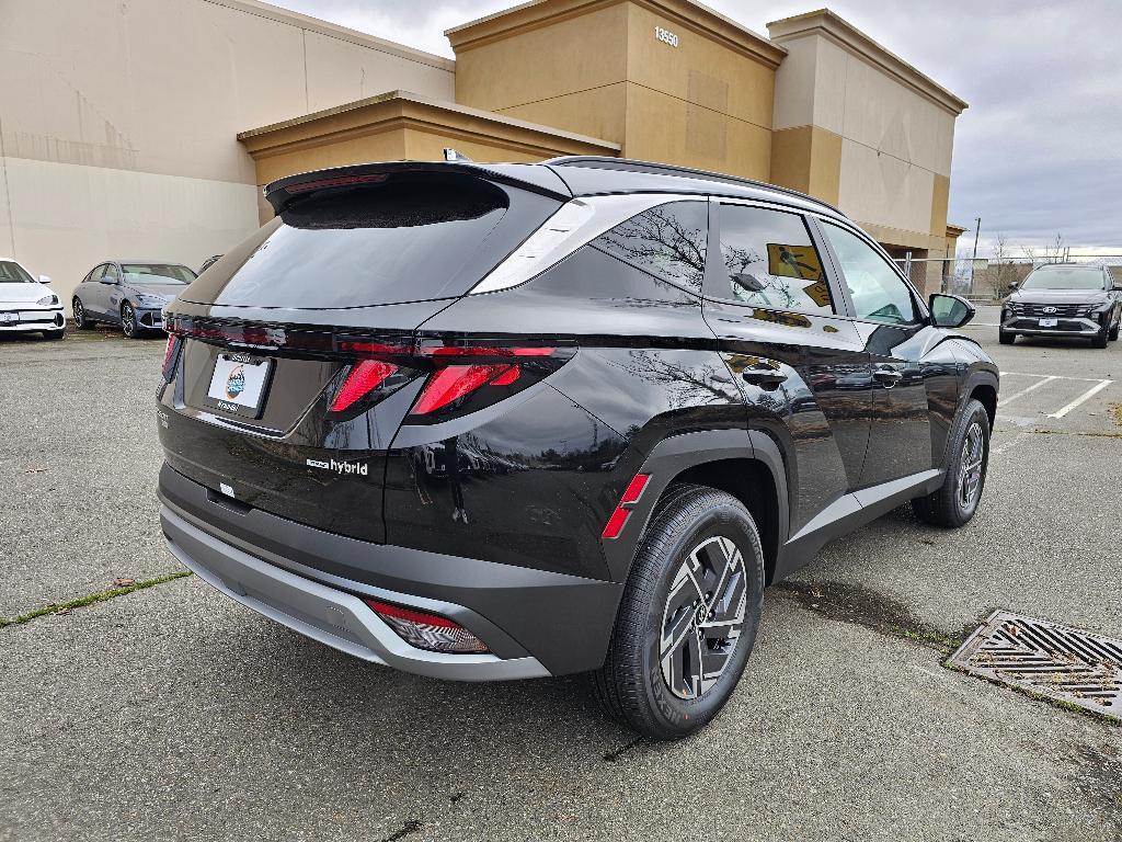 new 2025 Hyundai TUCSON Hybrid car, priced at $33,536