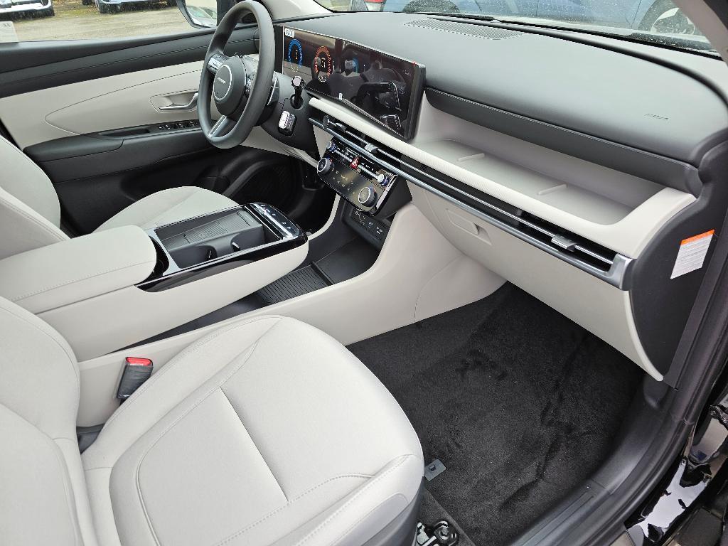 new 2025 Hyundai TUCSON Hybrid car, priced at $33,536