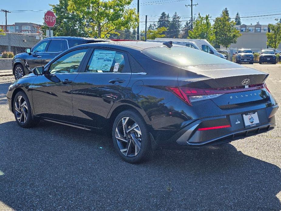 new 2024 Hyundai Elantra car, priced at $23,555