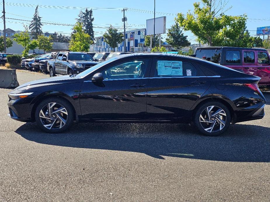 new 2024 Hyundai Elantra car, priced at $23,555