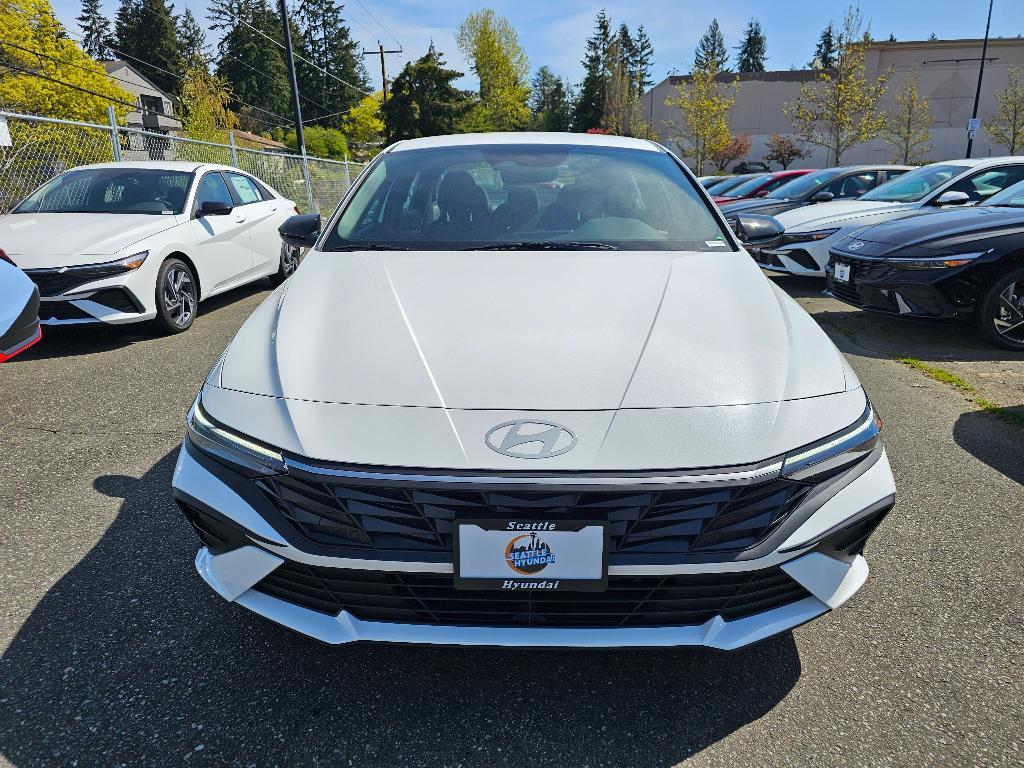 new 2025 Hyundai ELANTRA HEV car, priced at $27,906