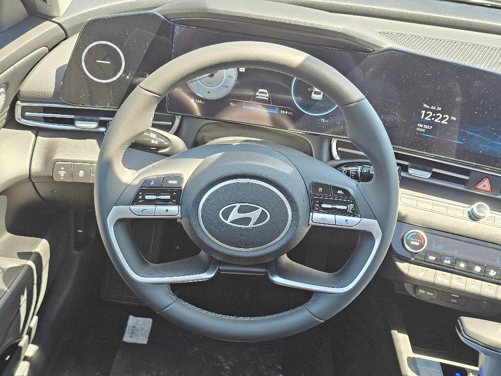 new 2025 Hyundai Elantra car, priced at $25,924