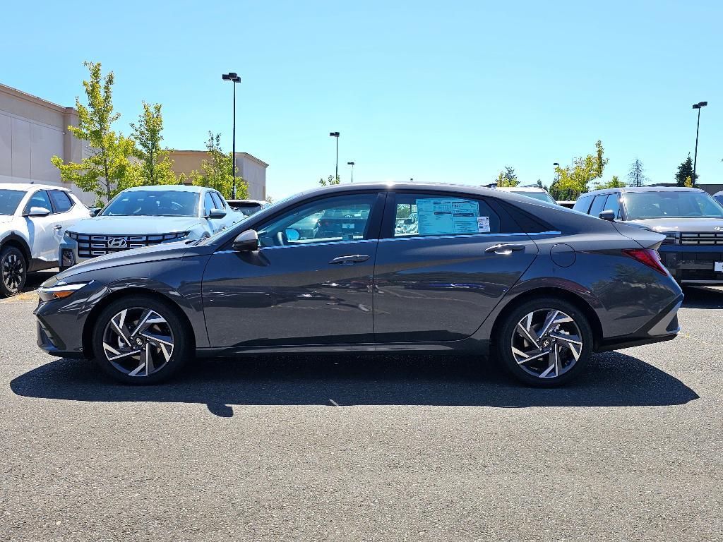 new 2025 Hyundai Elantra car, priced at $25,924