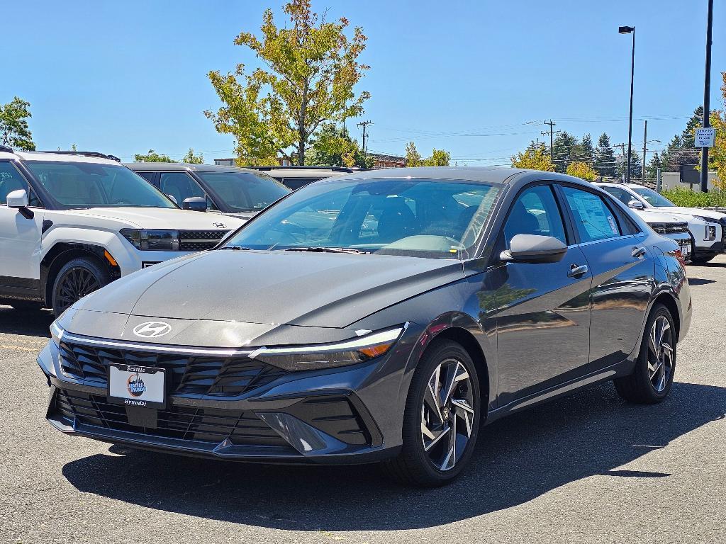new 2025 Hyundai Elantra car, priced at $25,924