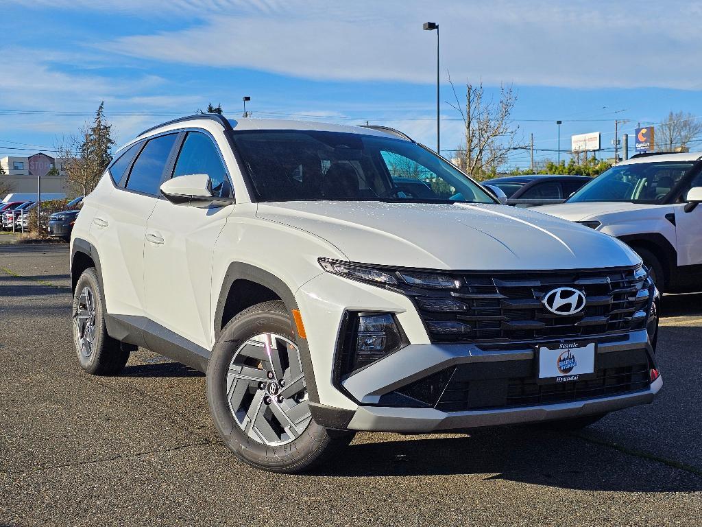 new 2025 Hyundai Tucson Hybrid car, priced at $35,139