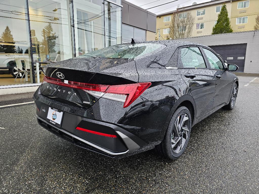 new 2025 Hyundai Elantra HEV car, priced at $30,454