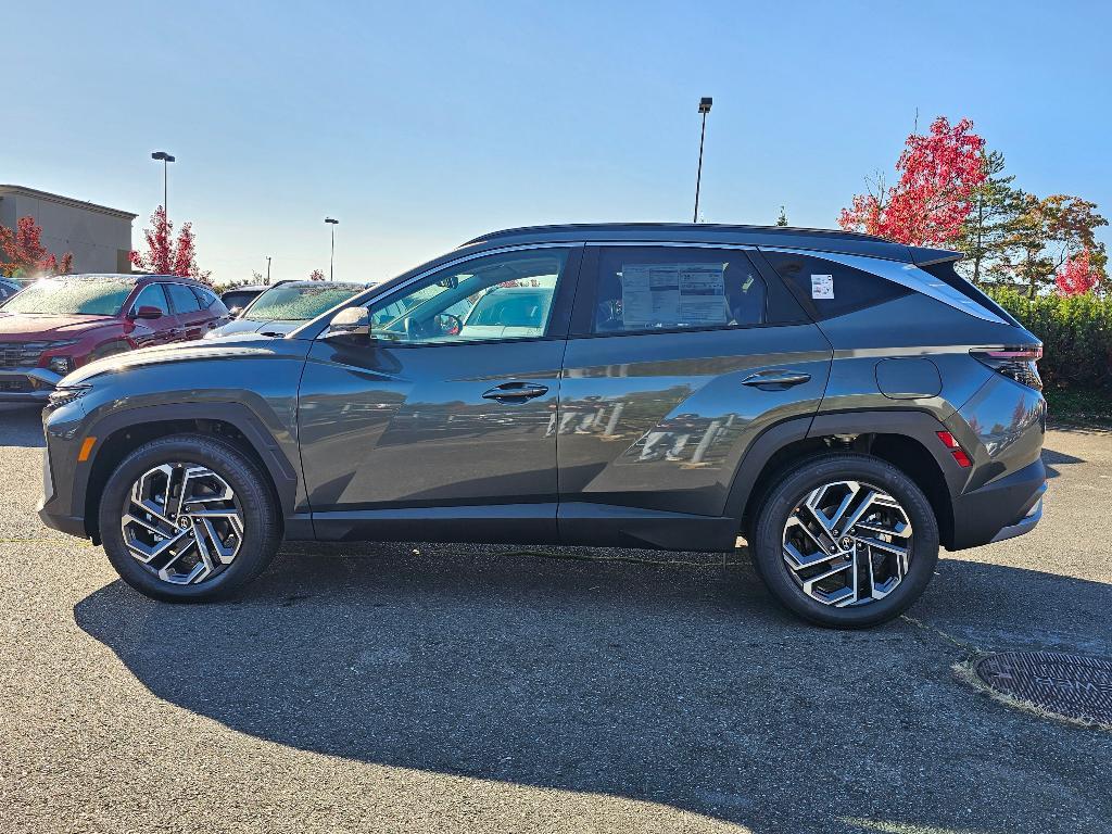 new 2025 Hyundai TUCSON Hybrid car, priced at $39,143