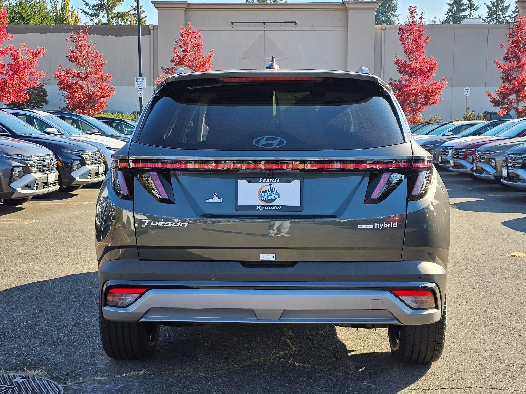 new 2025 Hyundai TUCSON Hybrid car, priced at $39,143