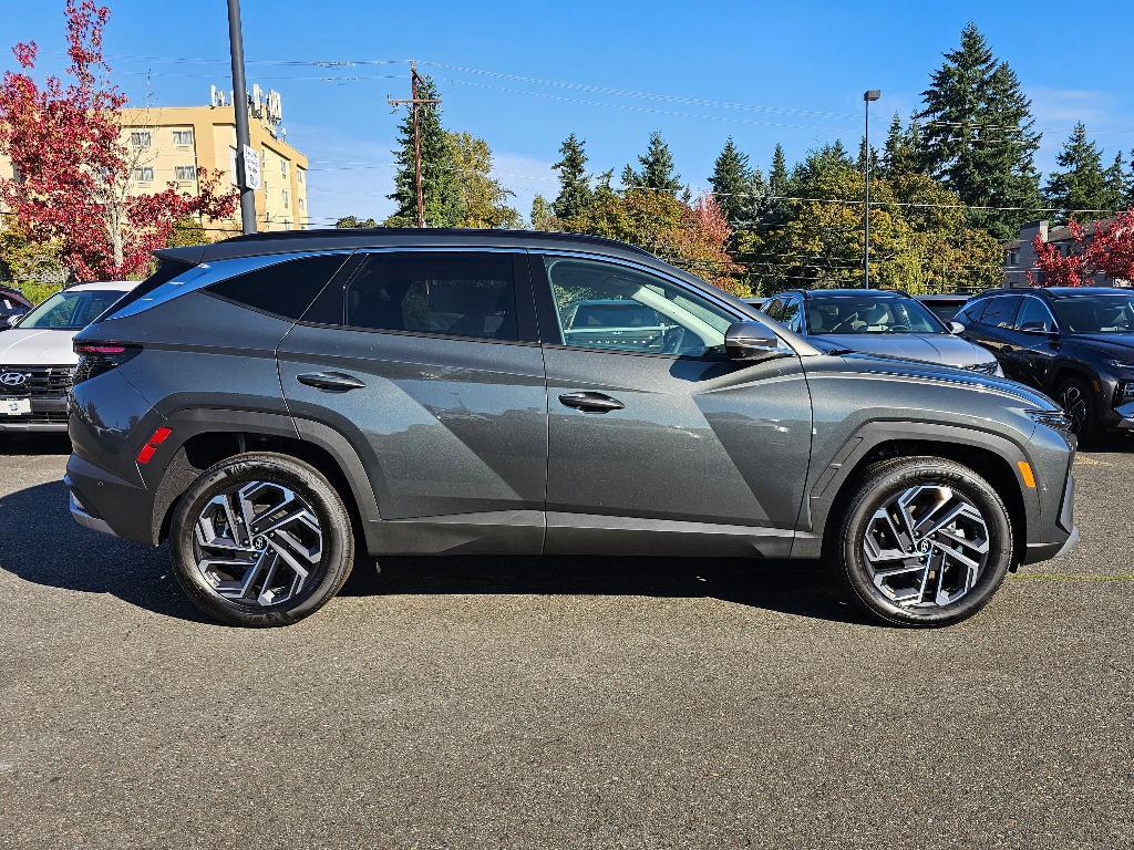 new 2025 Hyundai TUCSON Hybrid car, priced at $39,143