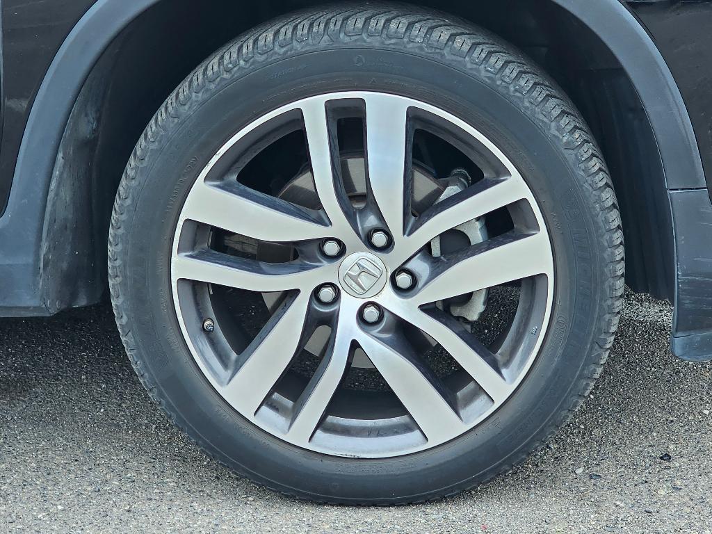 used 2017 Honda Pilot car, priced at $24,888