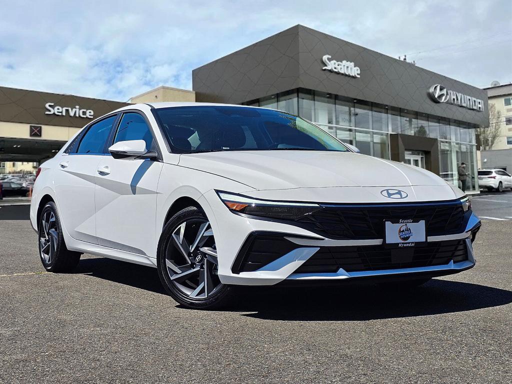 new 2025 Hyundai Elantra car, priced at $27,096