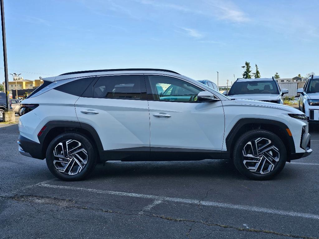 new 2025 Hyundai TUCSON Hybrid car, priced at $41,691
