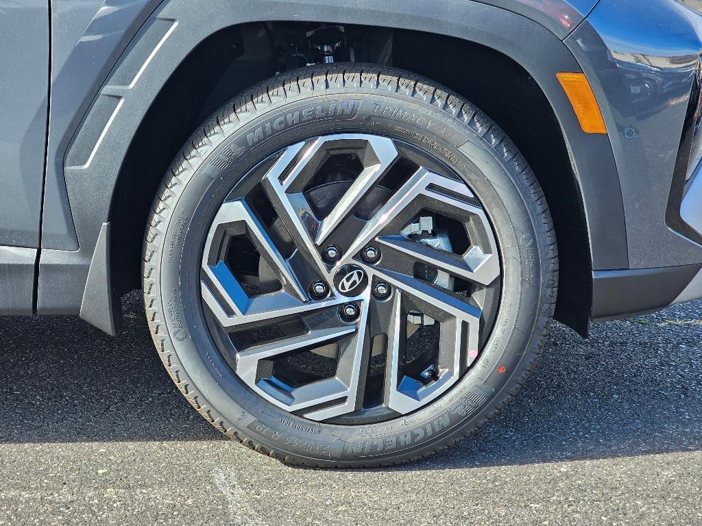 new 2025 Hyundai Tucson car, priced at $36,670