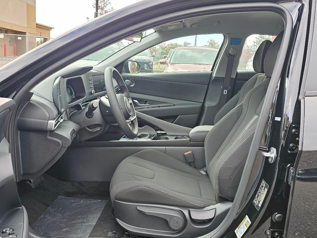new 2025 Hyundai ELANTRA HEV car, priced at $23,083