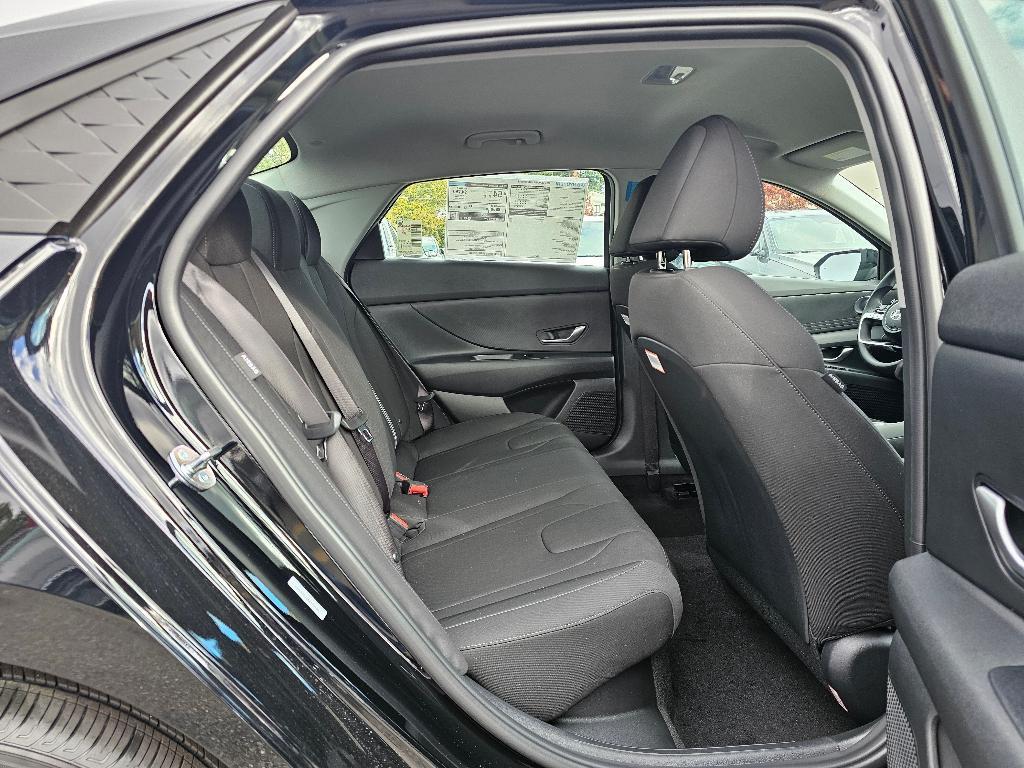 new 2025 Hyundai ELANTRA HEV car, priced at $23,083