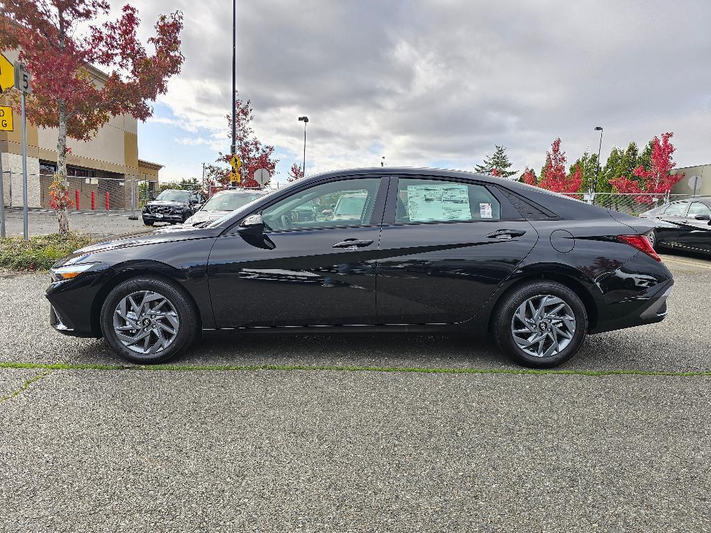 new 2025 Hyundai ELANTRA HEV car, priced at $23,083