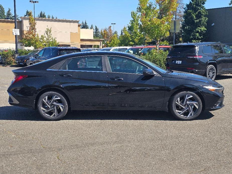 new 2024 Hyundai Elantra car, priced at $23,585