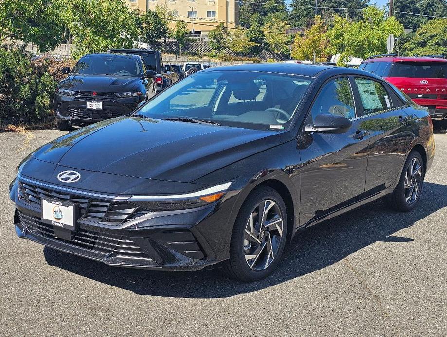 new 2024 Hyundai Elantra car, priced at $23,585