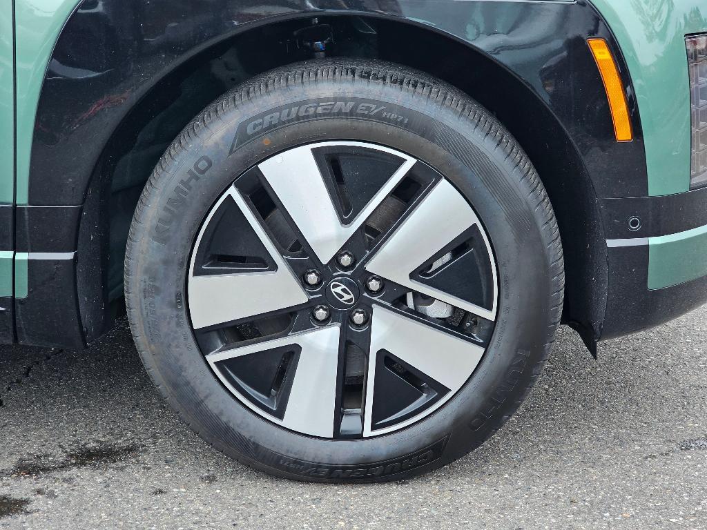 new 2026 Hyundai IONIQ 9 car, priced at $68,340