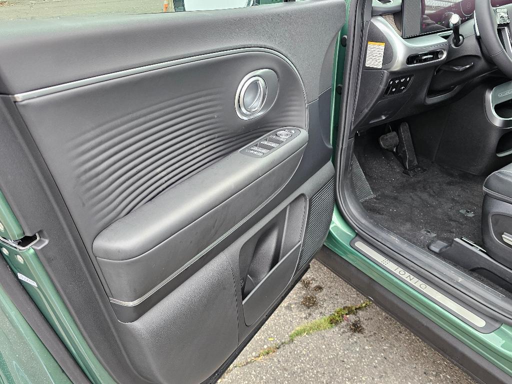 new 2026 Hyundai IONIQ 9 car, priced at $68,340