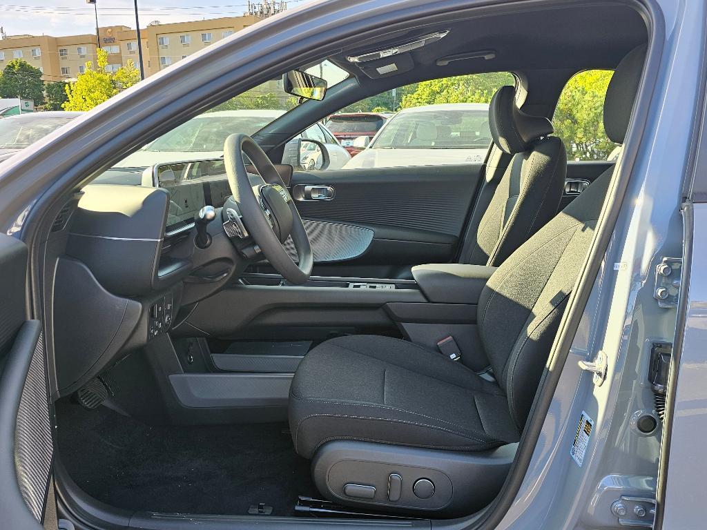new 2025 Hyundai IONIQ 6 car, priced at $32,255