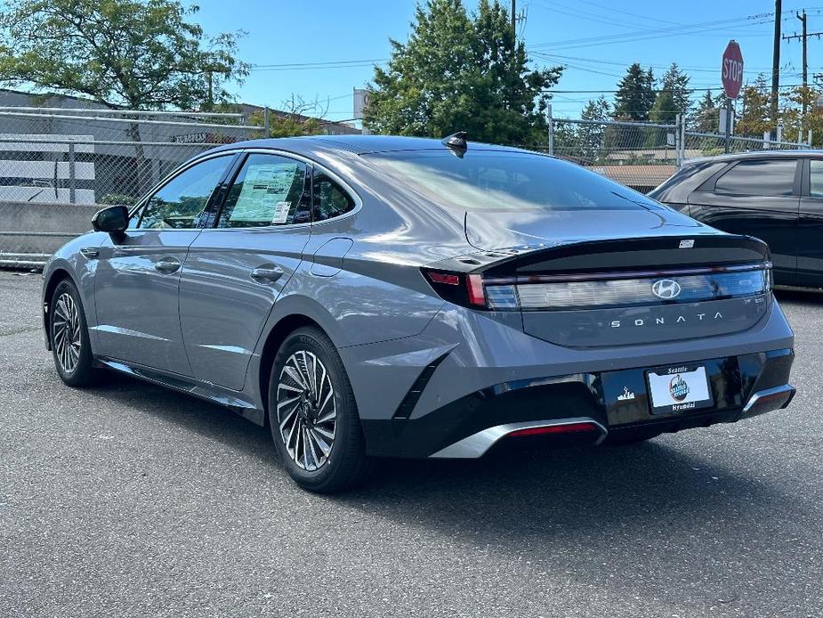 new 2024 Hyundai Sonata Hybrid car, priced at $38,066