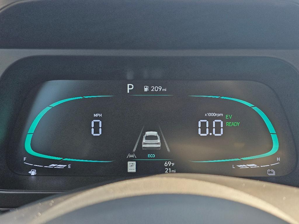 new 2025 Hyundai ELANTRA HEV car, priced at $24,490
