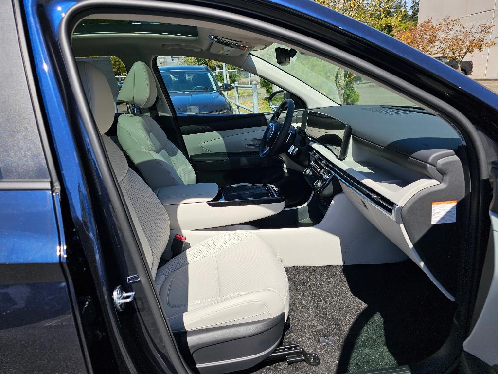 new 2025 Hyundai TUCSON Hybrid car, priced at $36,360