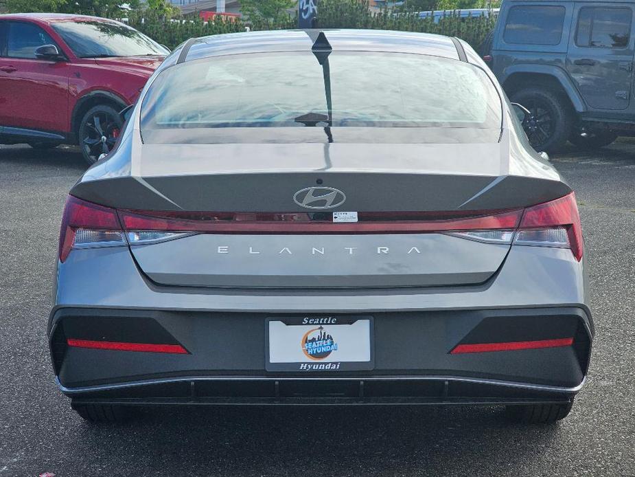new 2024 Hyundai Elantra car, priced at $23,123