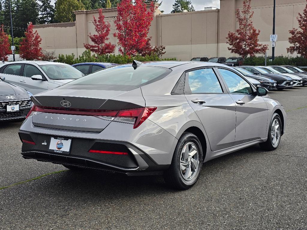 new 2025 Hyundai Elantra car, priced at $21,513