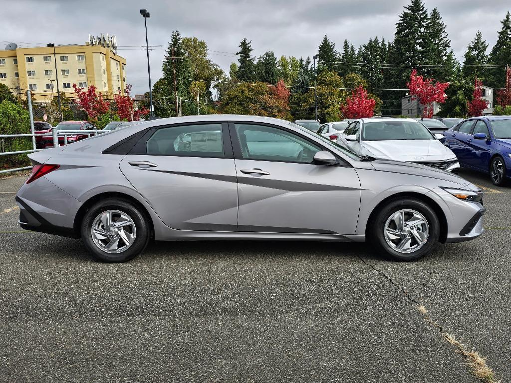 new 2025 Hyundai Elantra car, priced at $21,513