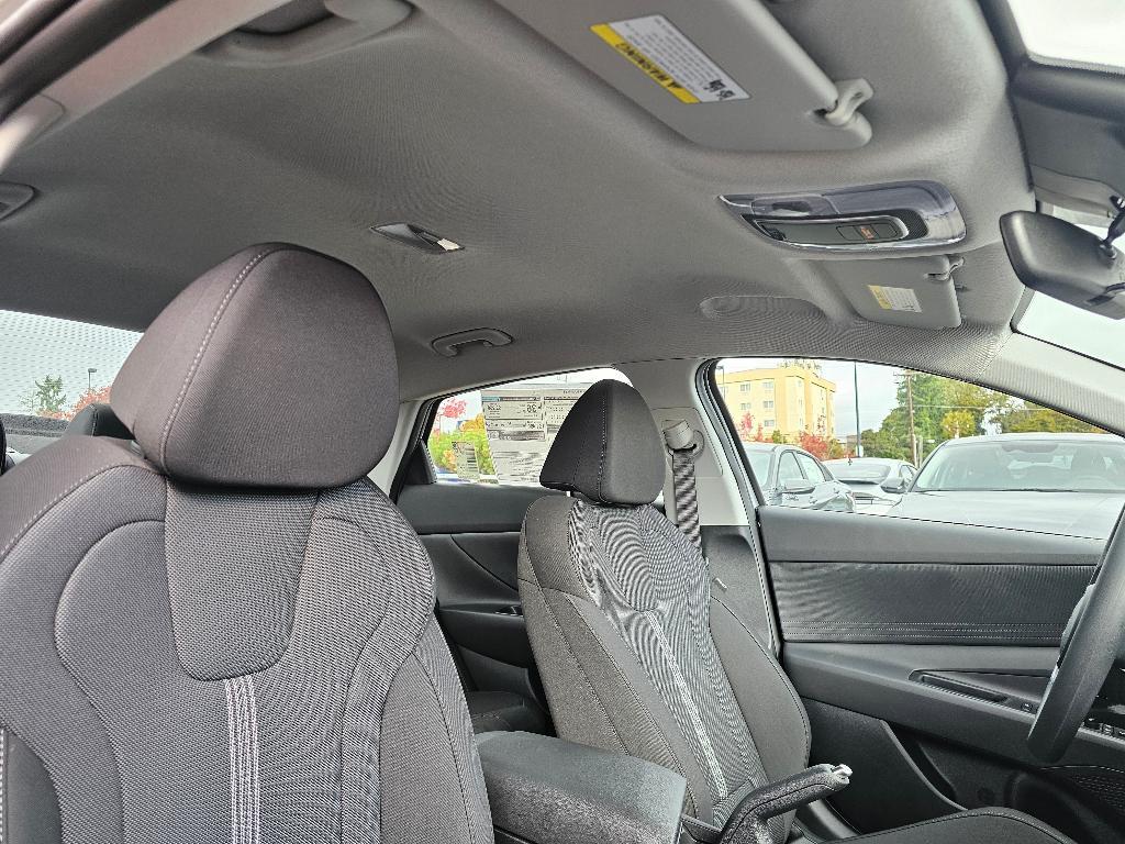 new 2025 Hyundai Elantra car, priced at $21,513