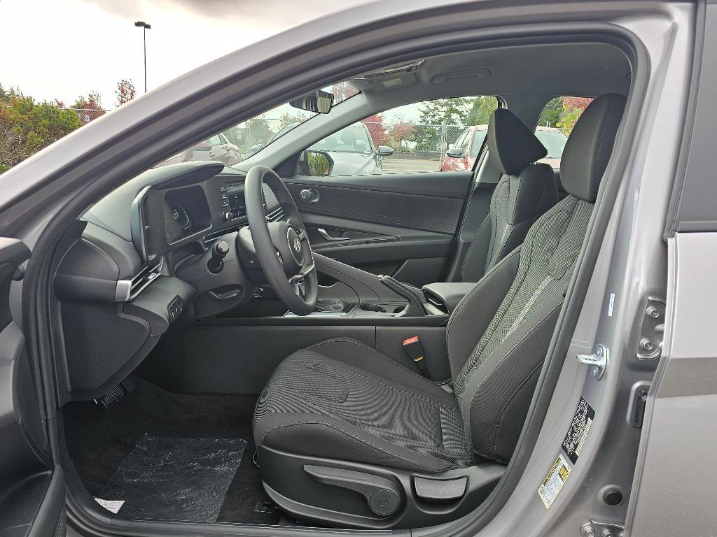 new 2025 Hyundai Elantra car, priced at $21,513