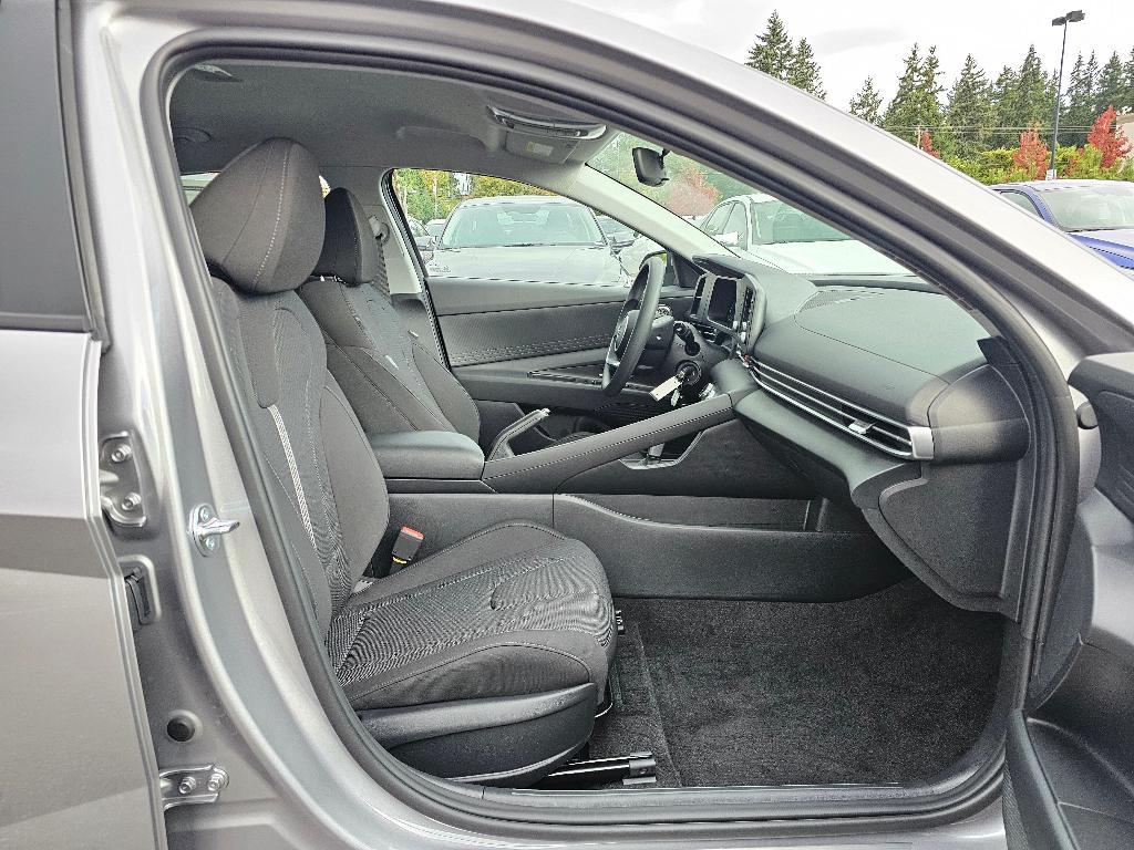 new 2025 Hyundai Elantra car, priced at $21,513