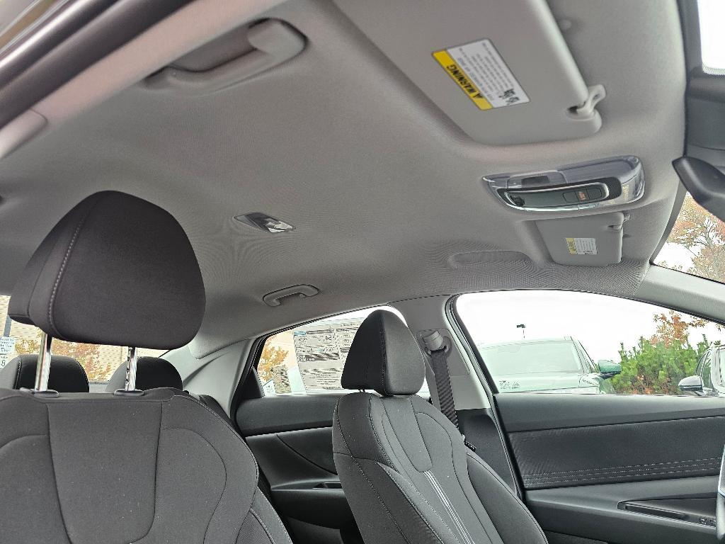 new 2025 Hyundai ELANTRA HEV car, priced at $23,028