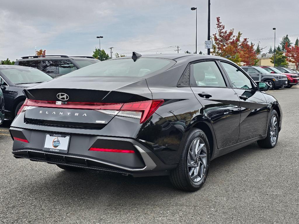 new 2025 Hyundai ELANTRA HEV car, priced at $23,028