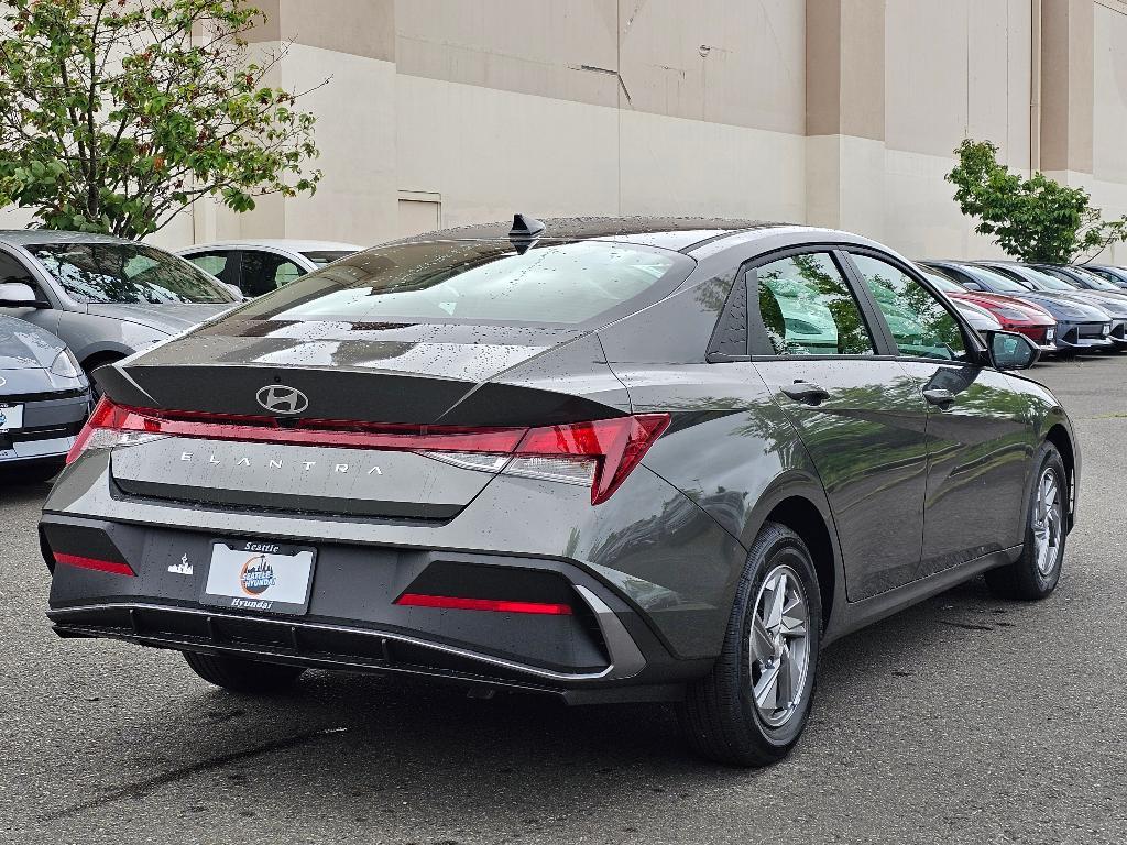 new 2025 Hyundai Elantra car, priced at $22,332