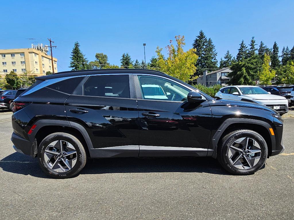 new 2025 Hyundai Tucson car, priced at $28,415