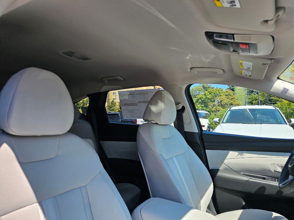 new 2025 Hyundai Tucson car, priced at $28,415