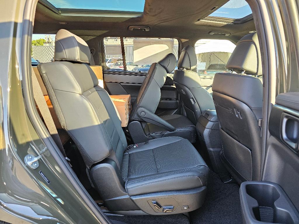 new 2025 Hyundai SANTA FE HEV car, priced at $47,597