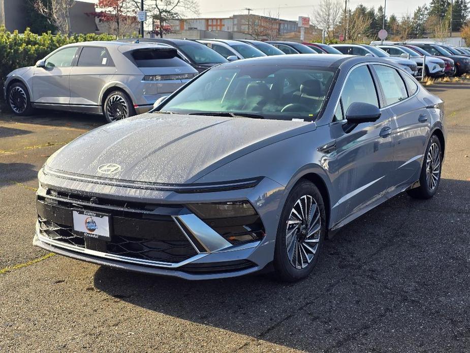 new 2025 Hyundai Sonata Hybrid car, priced at $38,380