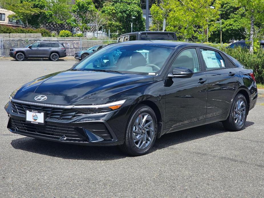 new 2024 Hyundai Elantra car, priced at $21,805