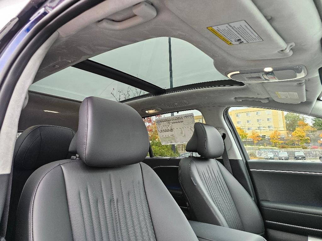 new 2026 Hyundai IONIQ 9 car, priced at $77,305