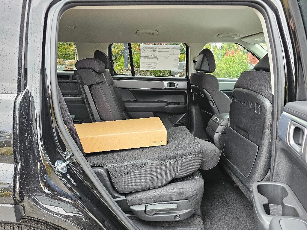 new 2026 Hyundai SANTA FE HEV car, priced at $35,272