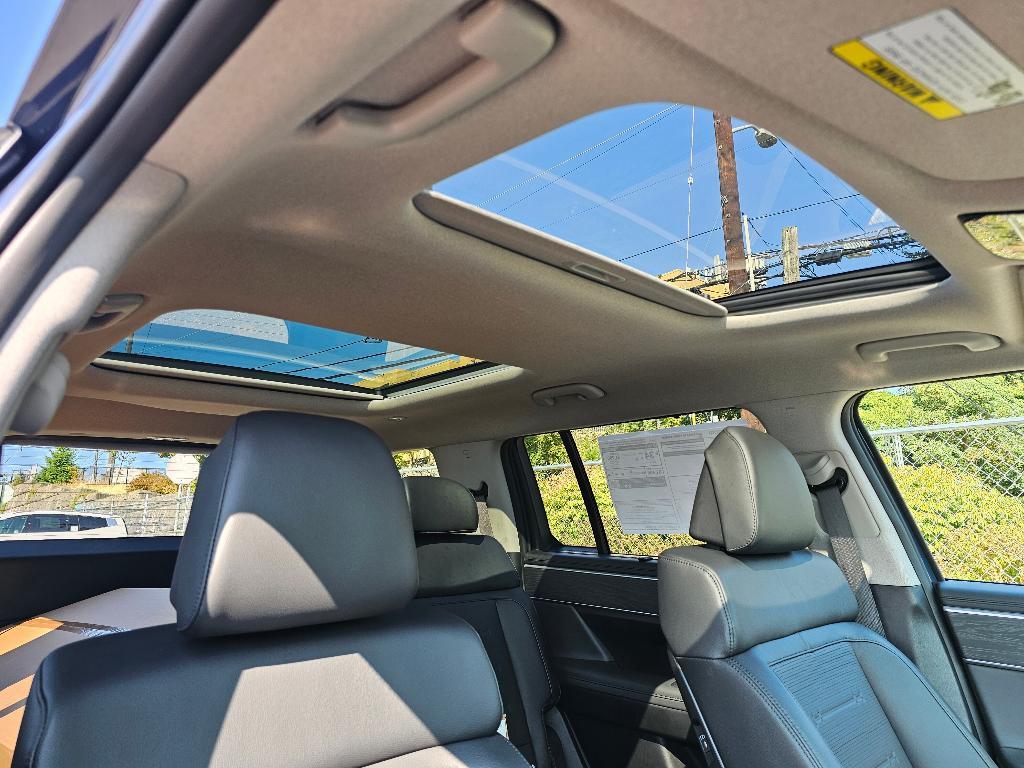 new 2026 Hyundai SANTA FE HEV car, priced at $50,225