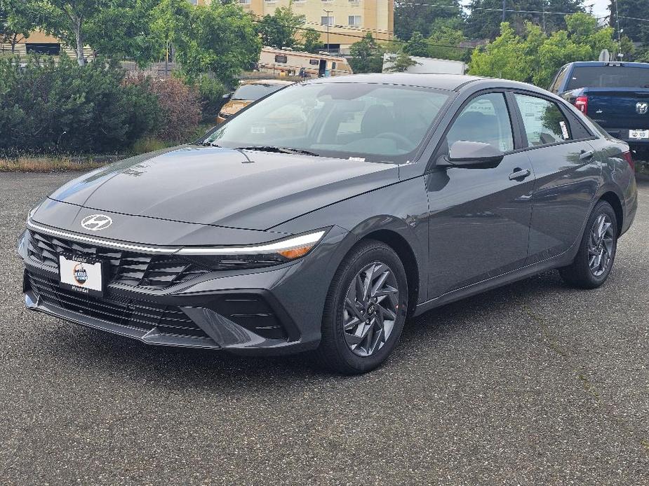 new 2024 Hyundai Elantra car, priced at $24,628